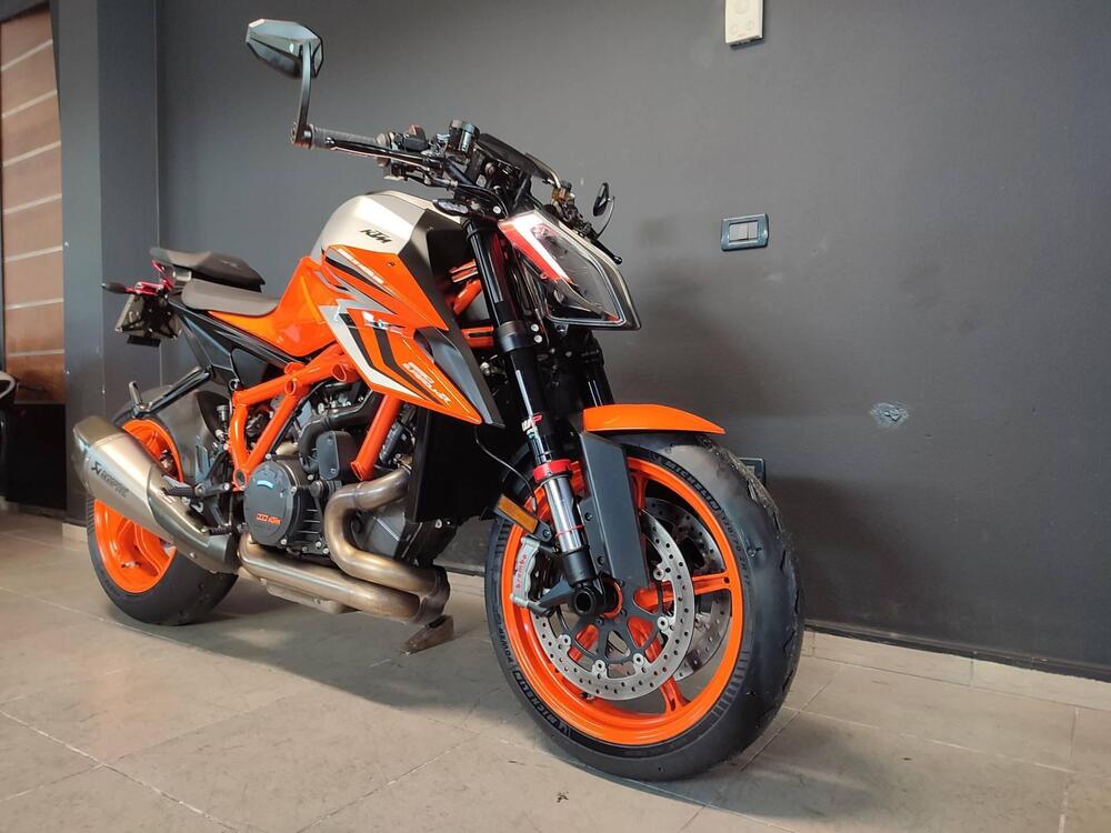 KTM 1290 Super Duke R (2022 - 23) (5)