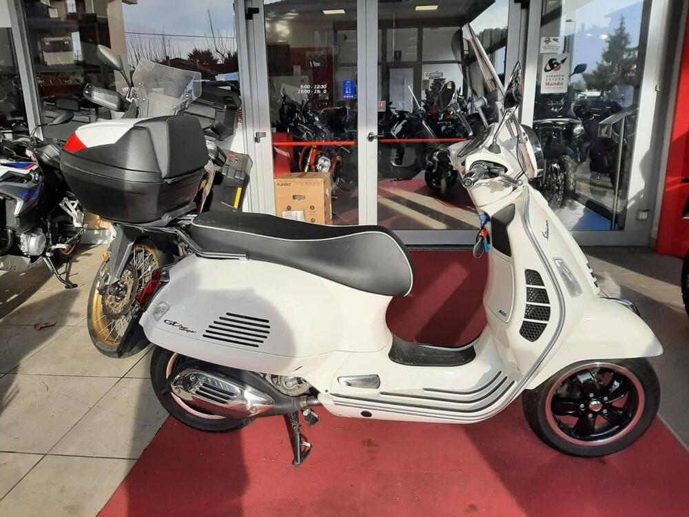 Vespa GTS 300 Hpe (2021 - 22)