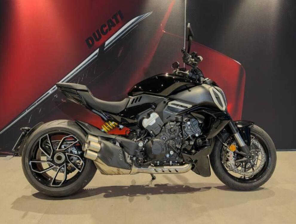 Ducati Diavel V4 (2023 - 24) (2)