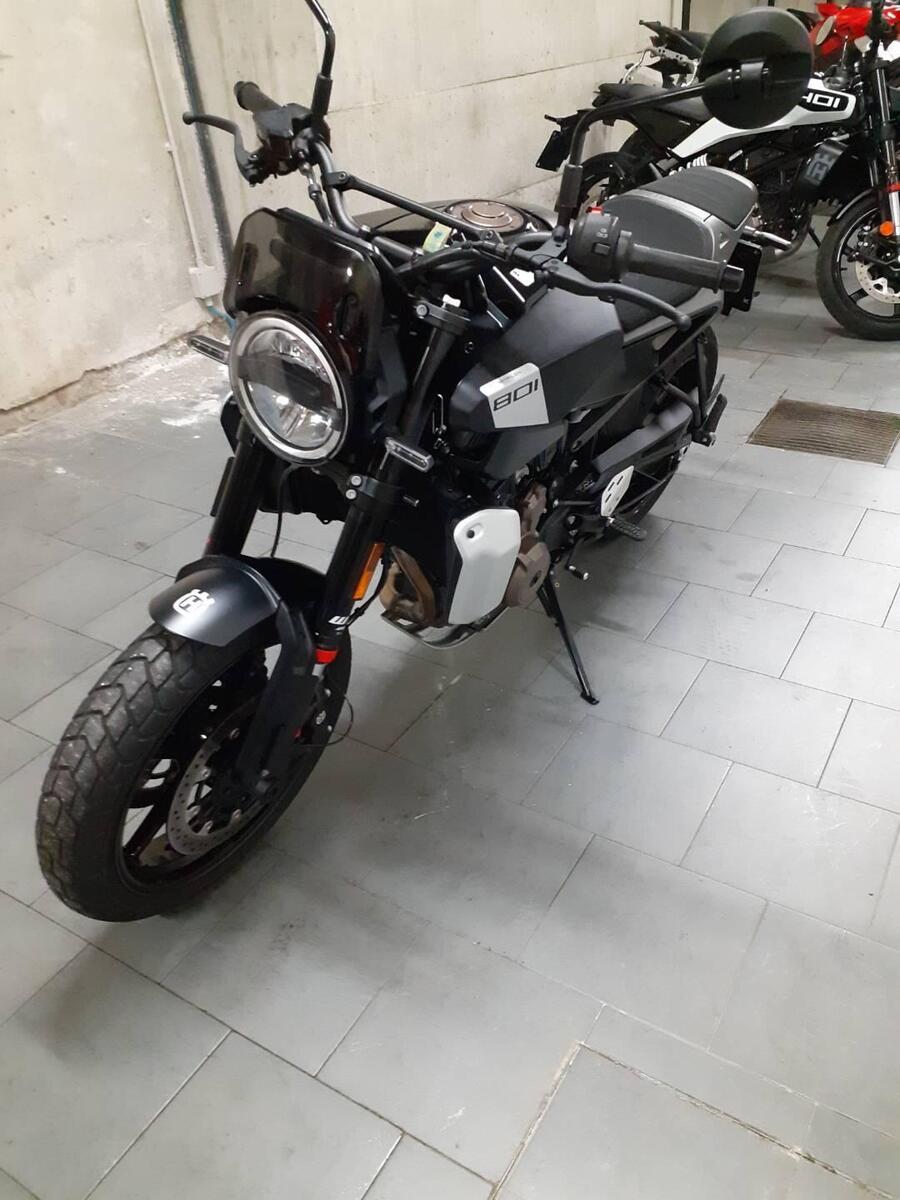 Vendo Husqvarna Svartpilen Usata A Piacenza Codice