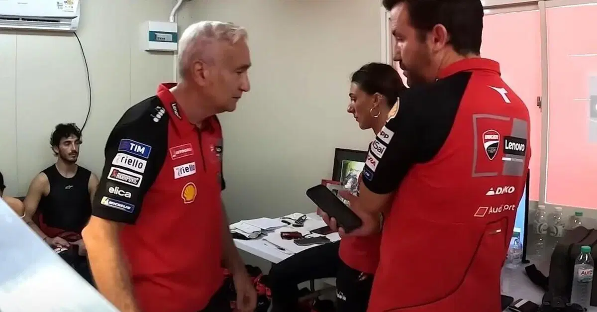 MotoGP 2024. Davide Tardozzi che dice a Pecco Bagnaia: "Jorge Martin ha avuto il coraggio di buttarti fuori, non puoi essere sempre un signore" [VIDEO]