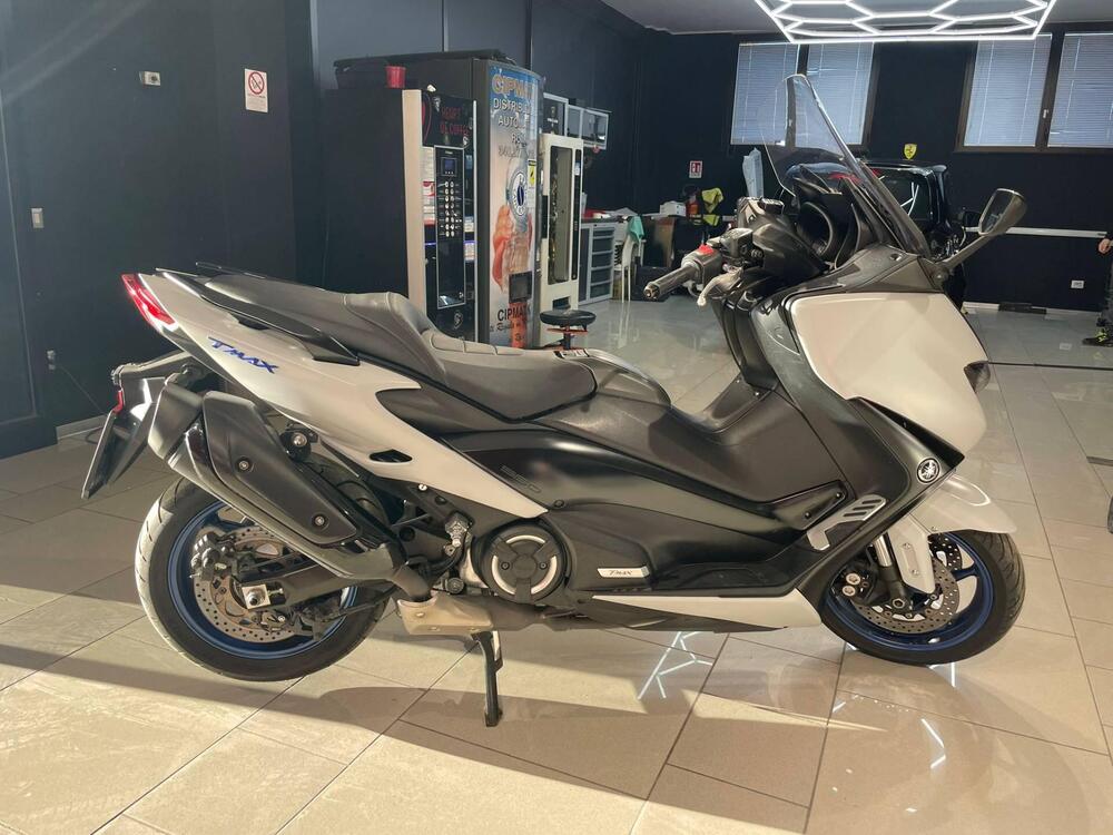 Yamaha T-Max 560 (2020 - 21) (4)