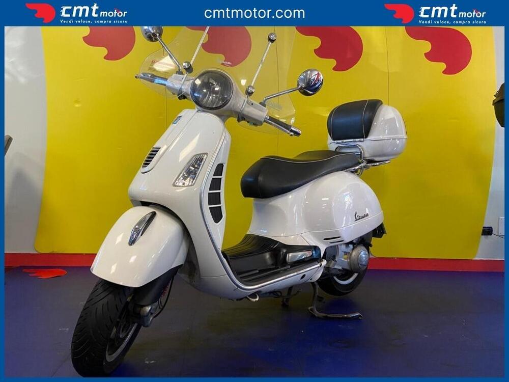 Vespa GTS 300 (2010 - 14) (2)