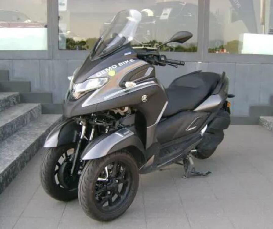 Yamaha Tricity 300 (2021 - 24) (4)