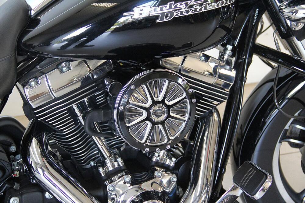 Harley-Davidson 1690 Street Glide Special (2014 - 16) - FLHX (5)