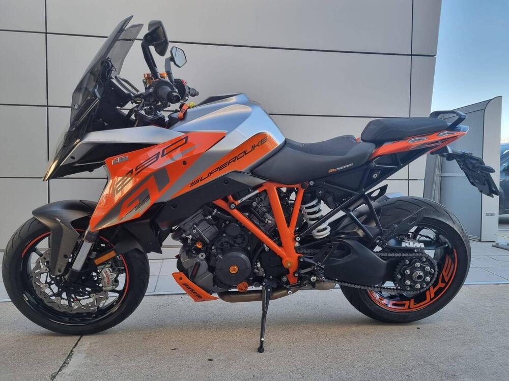 KTM 1290 Super Duke GT ABS (2016 - 18) (2)