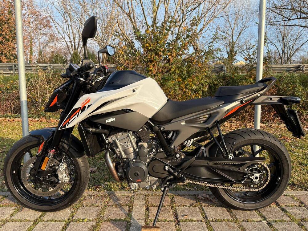 KTM 790 Duke L (2023 - 24)