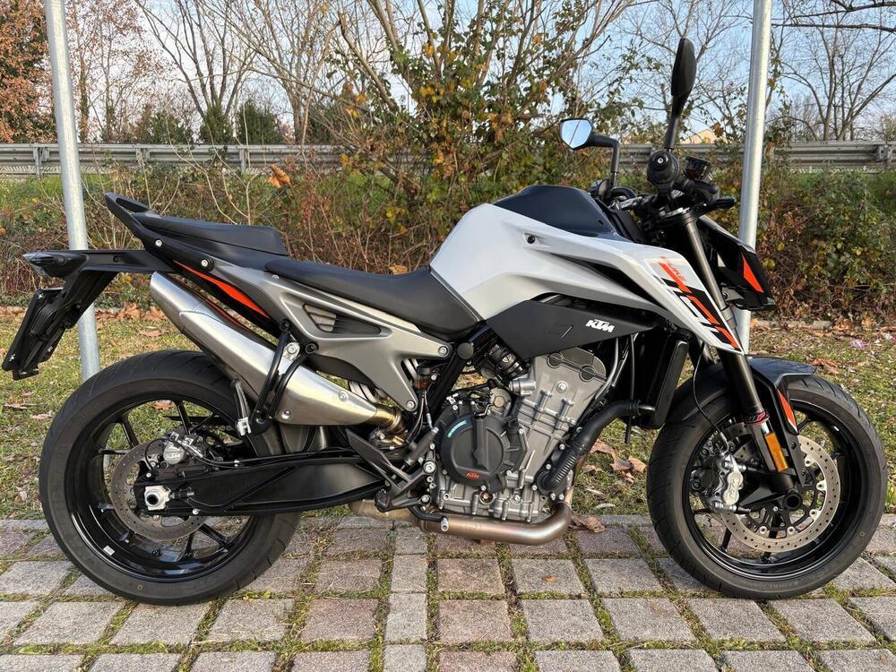 KTM 790 Duke L (2023 - 24) (2)