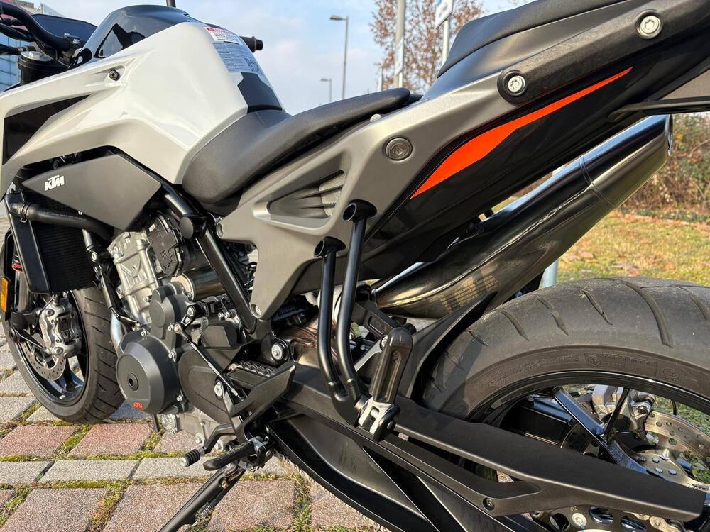 KTM 790 Duke L (2023 - 24) (3)