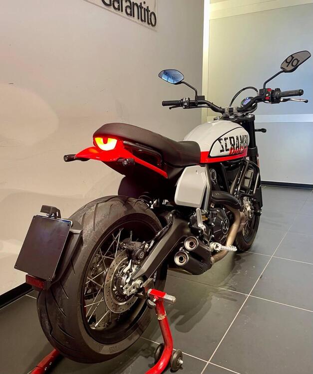 Ducati Scrambler 800 Urban Motard (2022) (4)