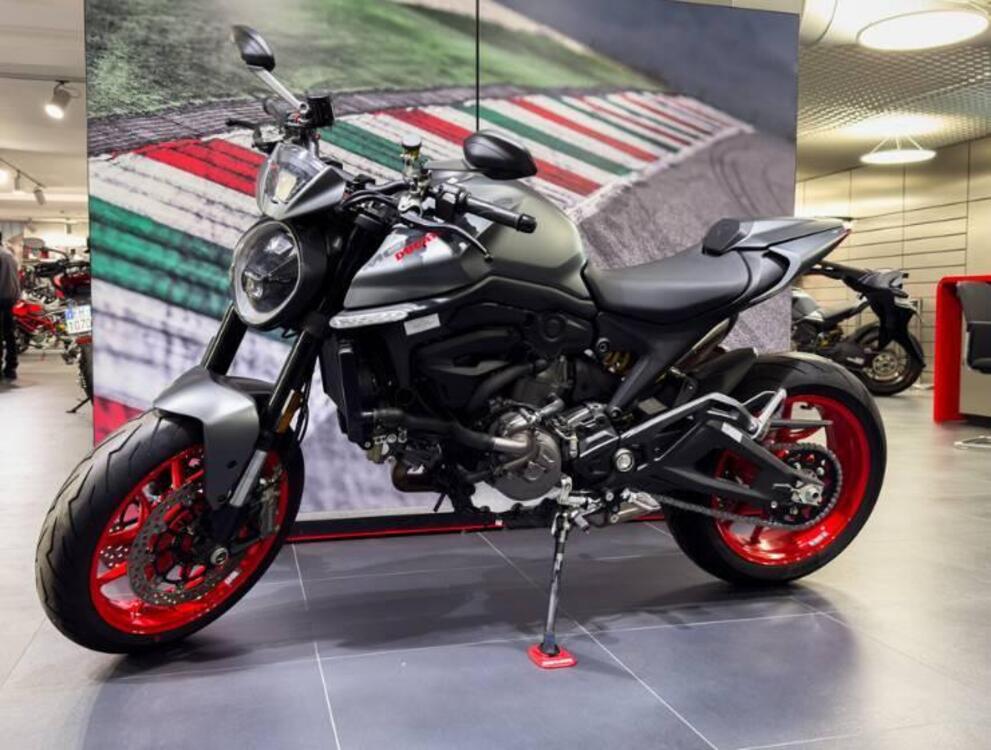 Ducati Monster 937 + (2021 - 24)