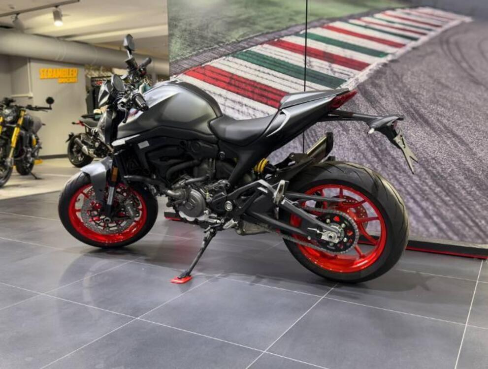 Ducati Monster 937 + (2021 - 24) (4)