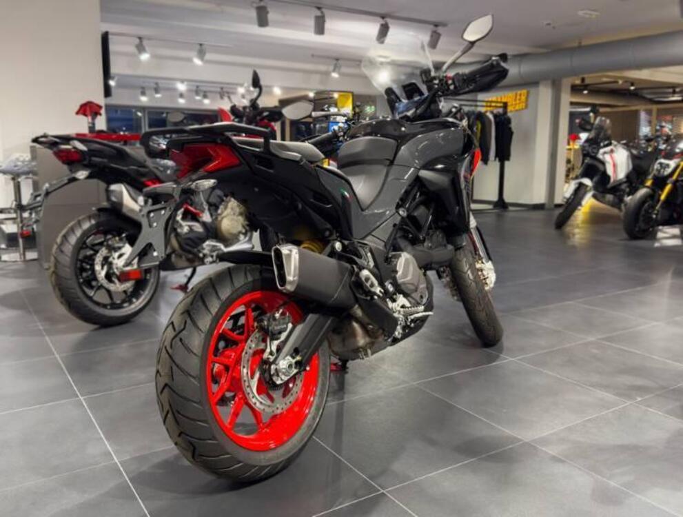 Ducati Multistrada V2 S (2022 - 24) (4)