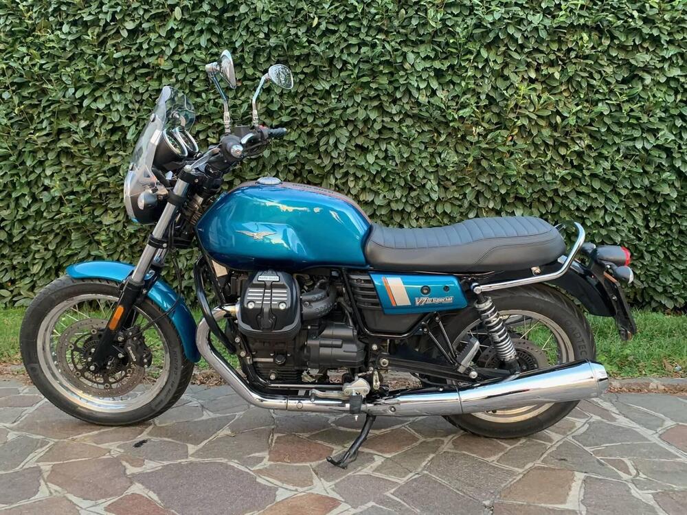 Moto Guzzi V7 III Special (2017 - 20) (2)