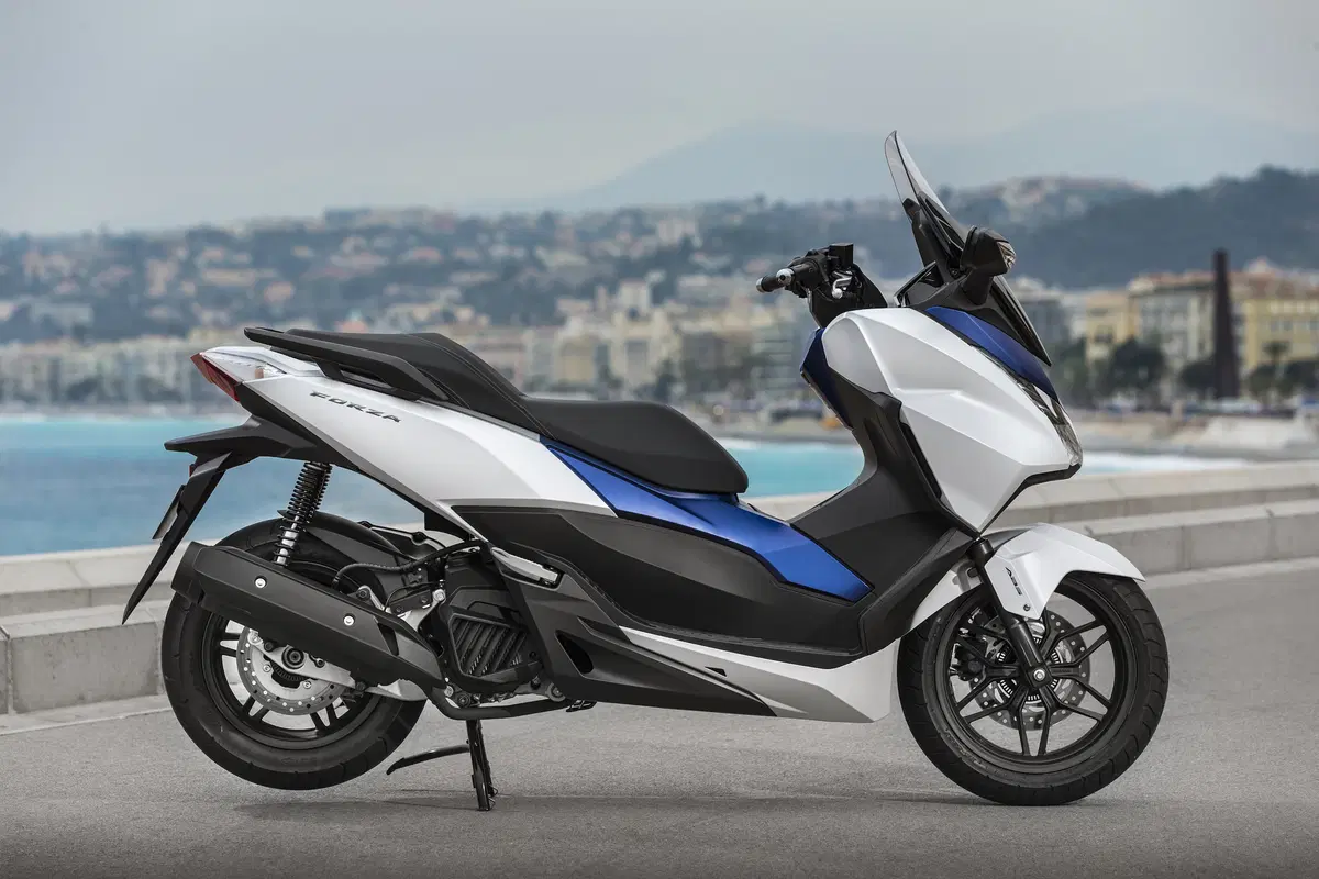 Honda Forza 125 (23)