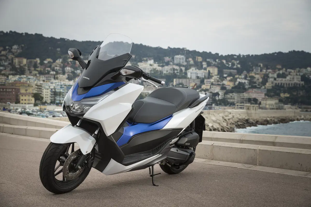 Honda Forza 125 (26)