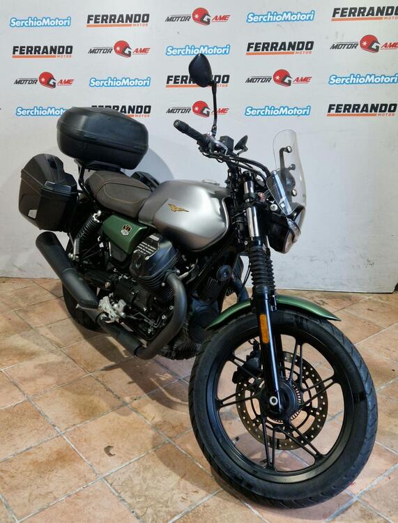 Moto Guzzi V7 Stone Centenario (2021 - 22) (4)