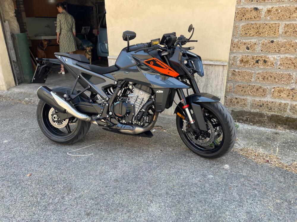 KTM 990 Duke (2024) (2)