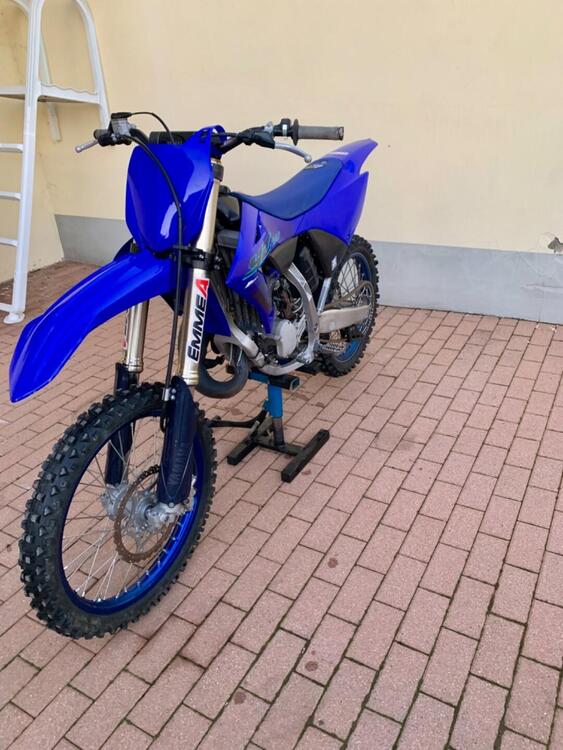 Yamaha YZ 125 (2024) (4)