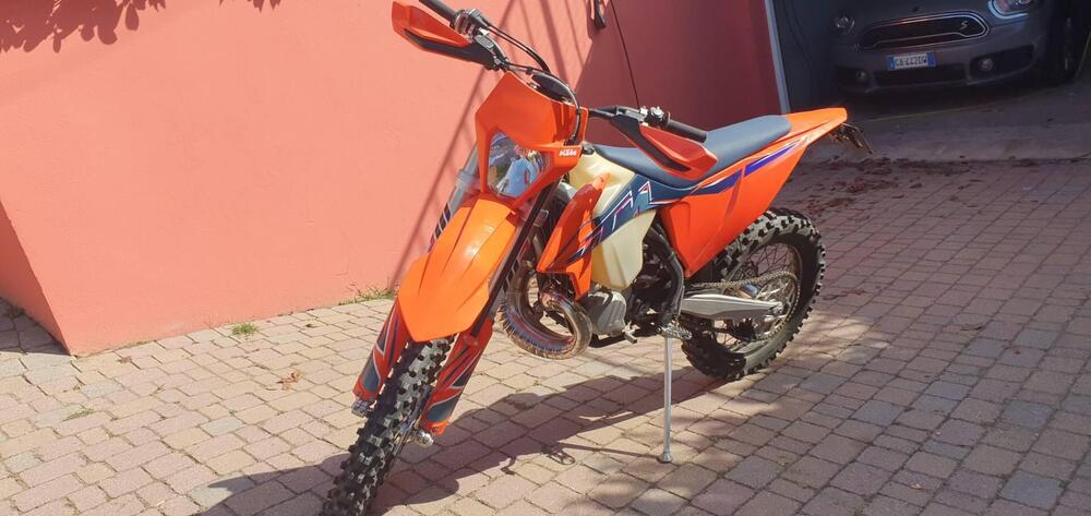 KTM 250 EXC TPI (2022) (4)