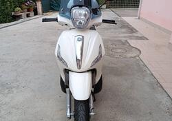 Piaggio Beverly 300 S (2021) usata