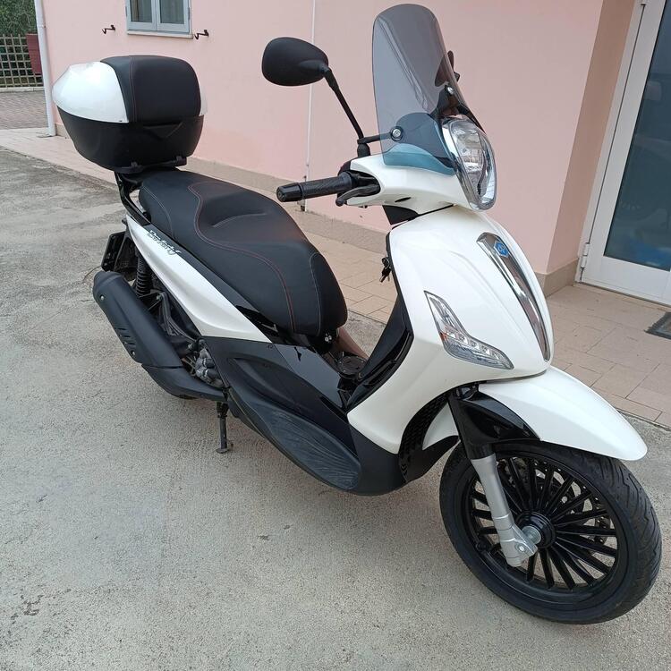 Piaggio Beverly 300 S (2021) (3)