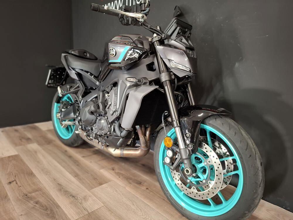 Yamaha MT-09 Y-AMT (2024 - 25) (5)