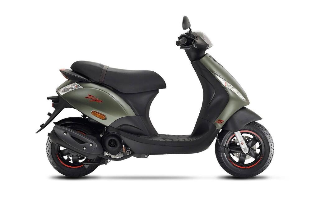 Piaggio Zip 50 S 4T (2021 - 24) (2)