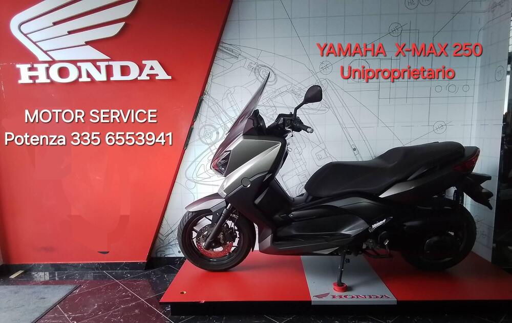 Yamaha X-Max 250 (2014 - 16)