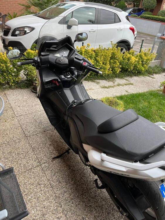 Yamaha T-Max 530 (2012 - 14) (2)