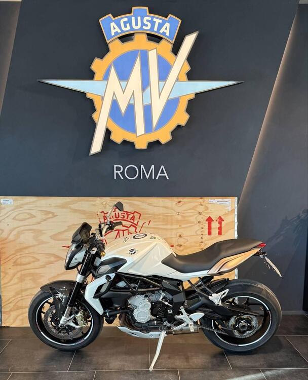 MV Agusta Brutale 675 (2011 - 15) (2)