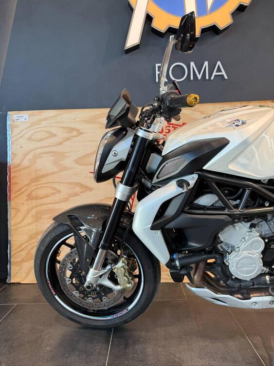 MV Agusta Brutale 675 (2011 - 15) (3)