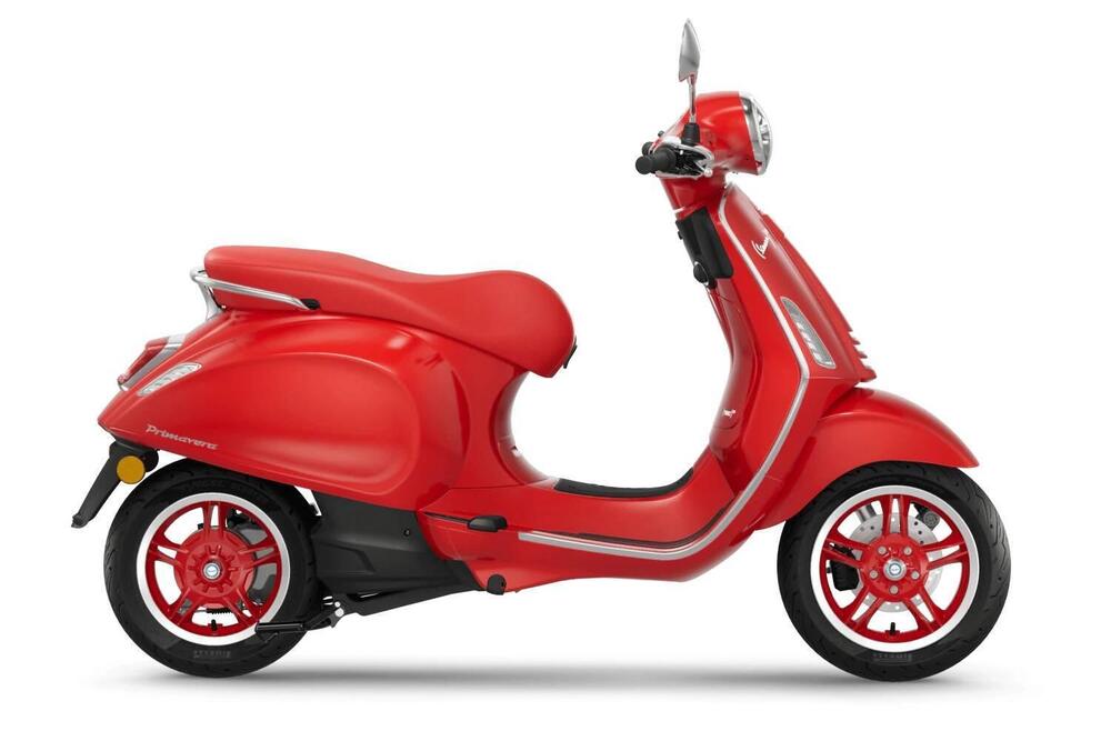 Vespa Primavera Elettrica 70 Red (2024)