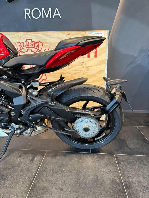 MV Agusta Brutale 800 R (2023 - 24) (4)