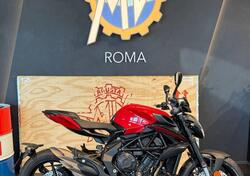 MV Agusta Brutale 800 R (2023 - 24) usata