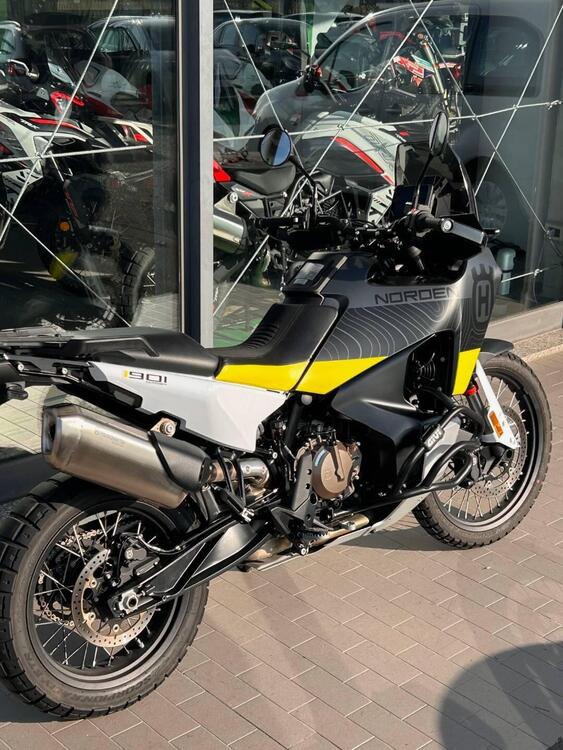 Husqvarna Norden 901 (2022 - 25) (4)