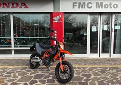 KTM 690 SMC R (2021 - 22) usata