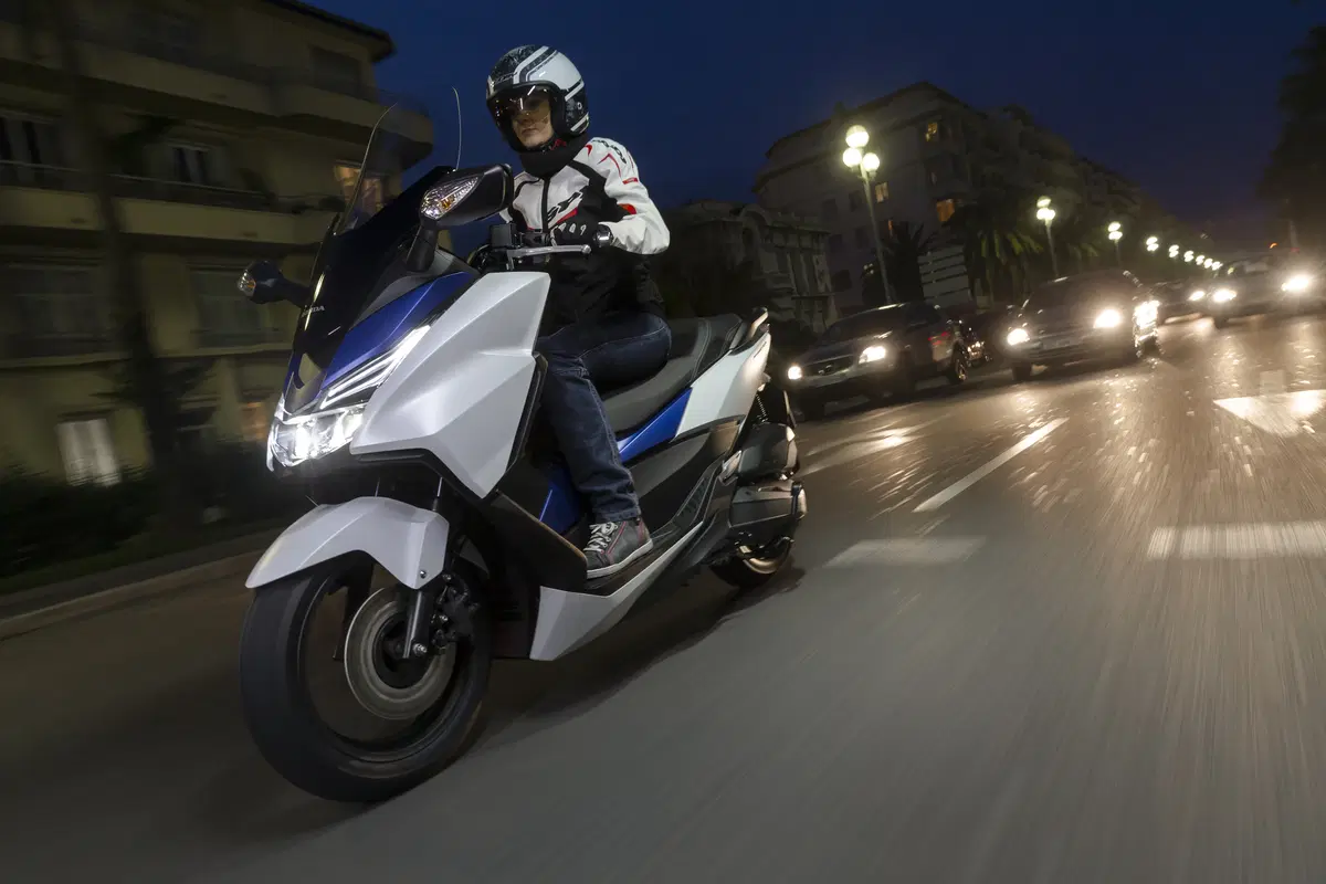 Honda Forza 125 (11)