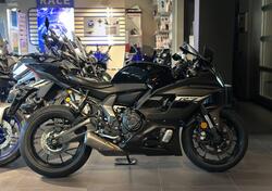 Yamaha YZF R7 (2021 - 24) usata