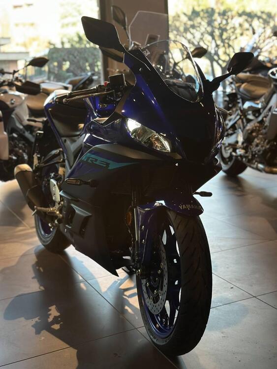 Yamaha YZF R3 (2021 - 24) (3)