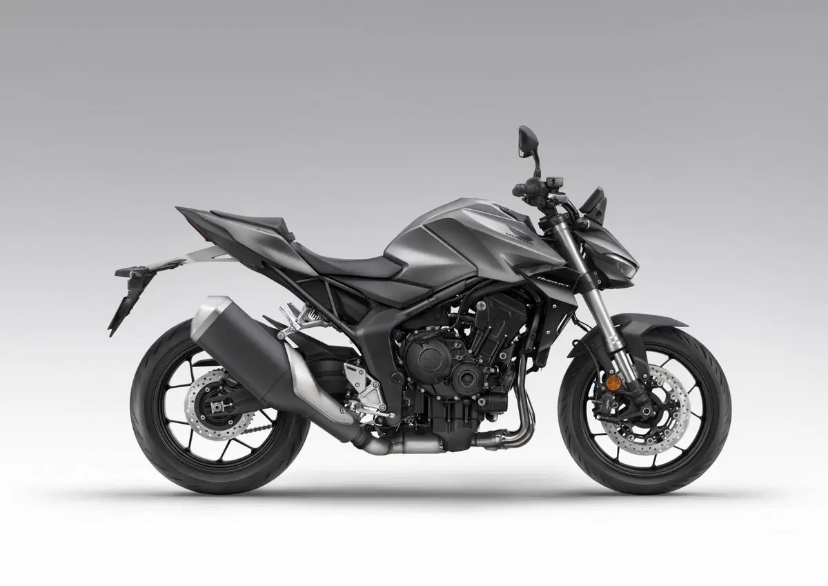 Honda CB 1000 Hornet (2025 - 26) (4)