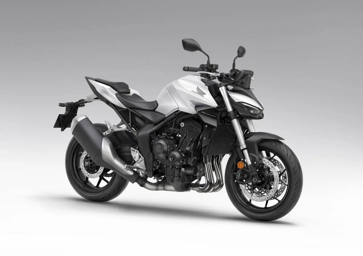 Honda CB 1000 Hornet (2025 - 26) (5)