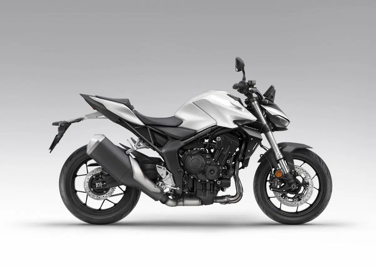Honda CB 1000 Hornet (2025 - 26) (6)