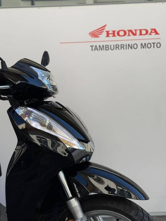 Honda SH 300 i ABS (2016 - 20) (2)