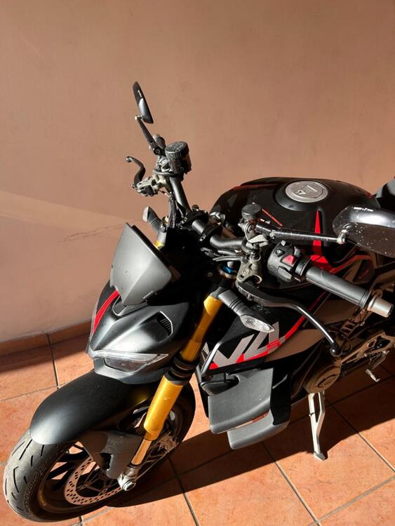 Ducati Streetfighter V4 1100 S (2021 - 22) (4)