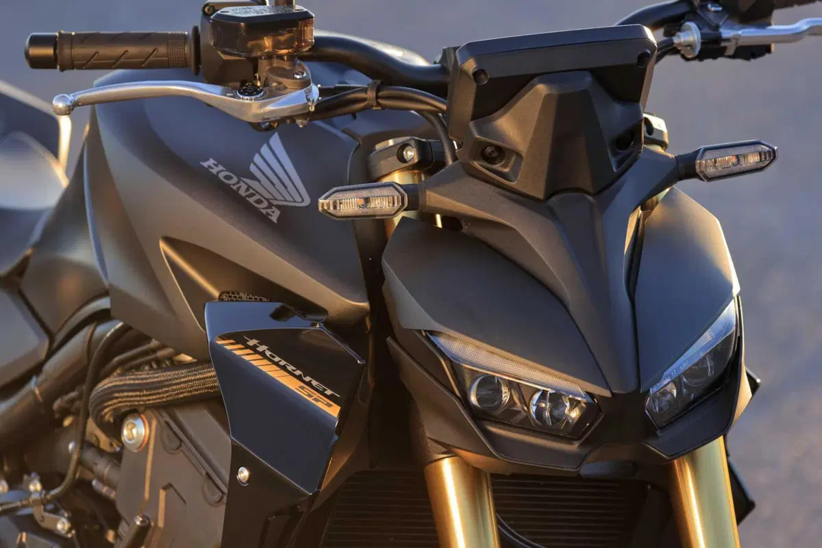 Honda CB1000 Hornet SP 2025 TEST [VIDEO E GALLERY]  (8)