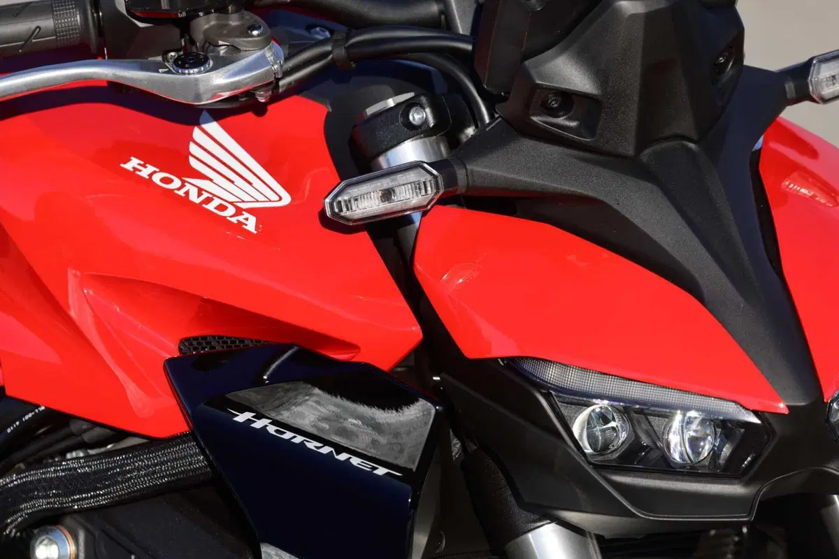 Honda CB1000 Hornet SP 2025 TEST [VIDEO E GALLERY]  (17)