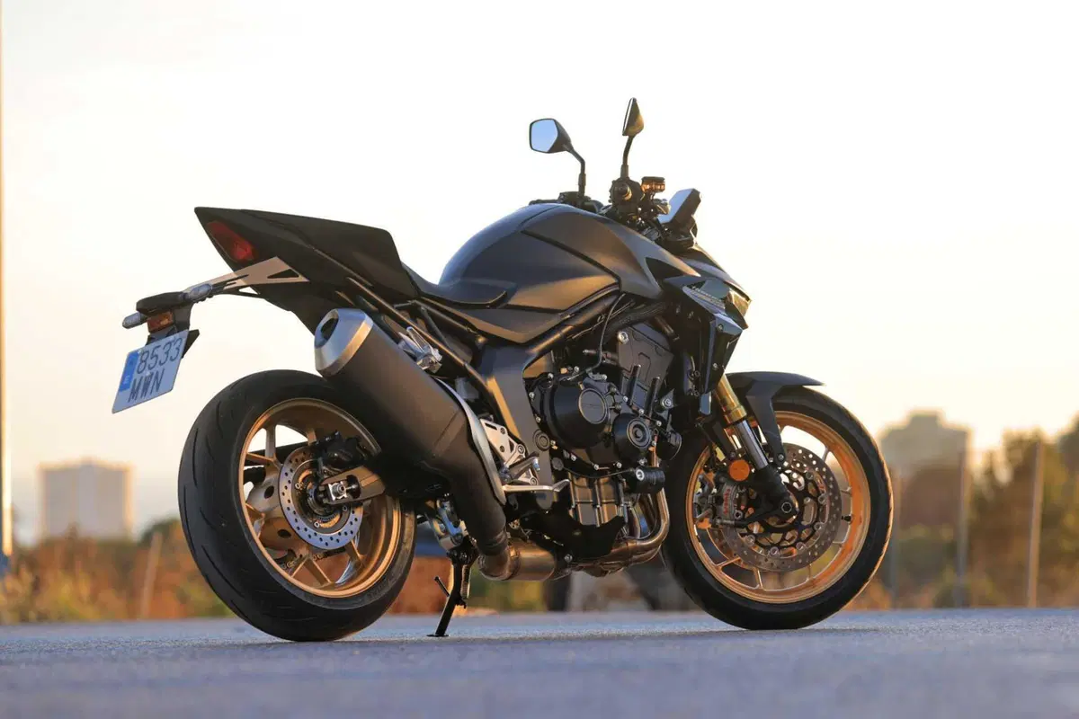 Honda CB1000 Hornet SP 2025 TEST [VIDEO E GALLERY]  (22)