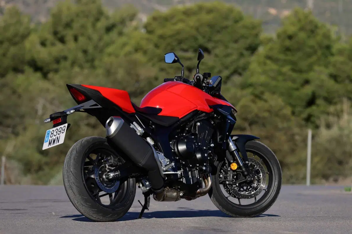Honda CB1000 Hornet SP 2025 TEST [VIDEO E GALLERY]  (34)