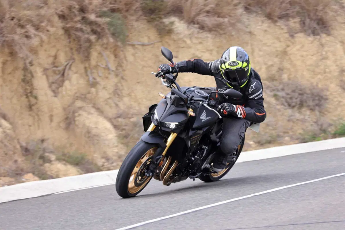 Honda CB1000 Hornet SP 2025 TEST [VIDEO E GALLERY]  (60)
